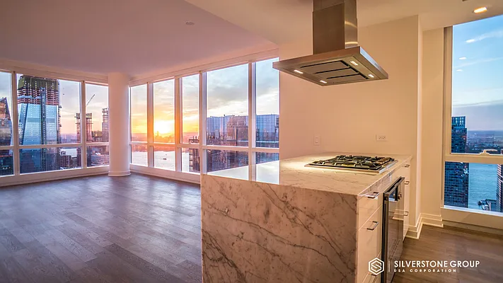 Rented by Silverstone Group USA Corp. | media 54