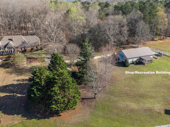 98 Sweetbriar Ln, Carrollton, GA 30117