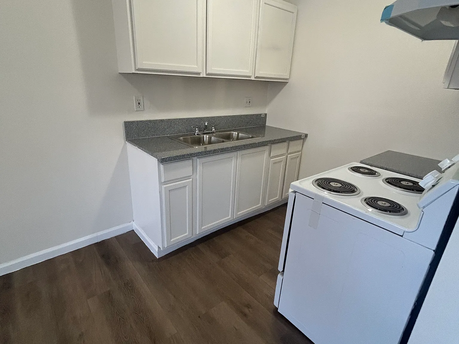 2 bed, 750 sqft, $1,800 — Photo 4
