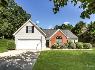 5545 Amber Cove Way, Flowery Branch, GA 30542