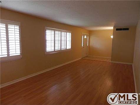 5th image of 10508 Candlewood Ave