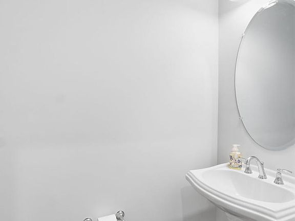 3rd image of 13606 Harrier Way