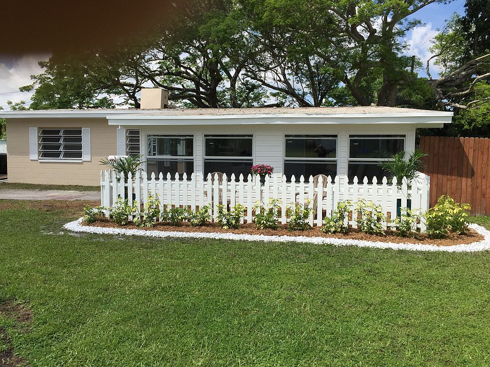 Front New Siding and Paint 