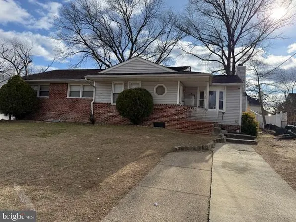 16 Langrock Way, Burlington, NJ 08016