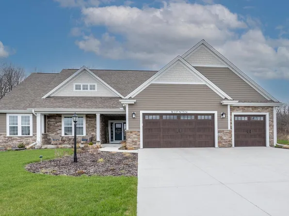 W237N7524 Sedge Haven COURT, Sussex, WI 53089
