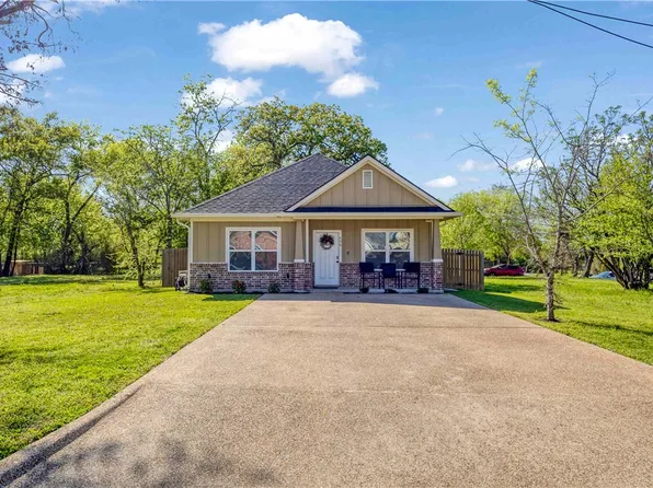 406 N Reed Ave, Bryan, TX 77803