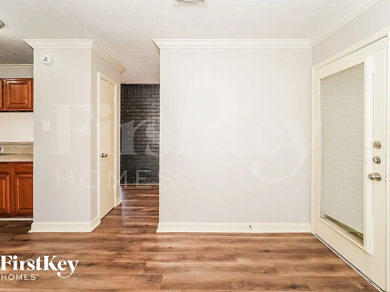 6615 Navidad Rd — Photo 7