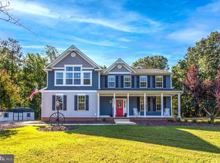 39297 Persimmon Creek Rd, Mechanicsville, MD 20659
