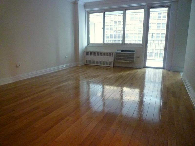 1st image of 137 W 96th St