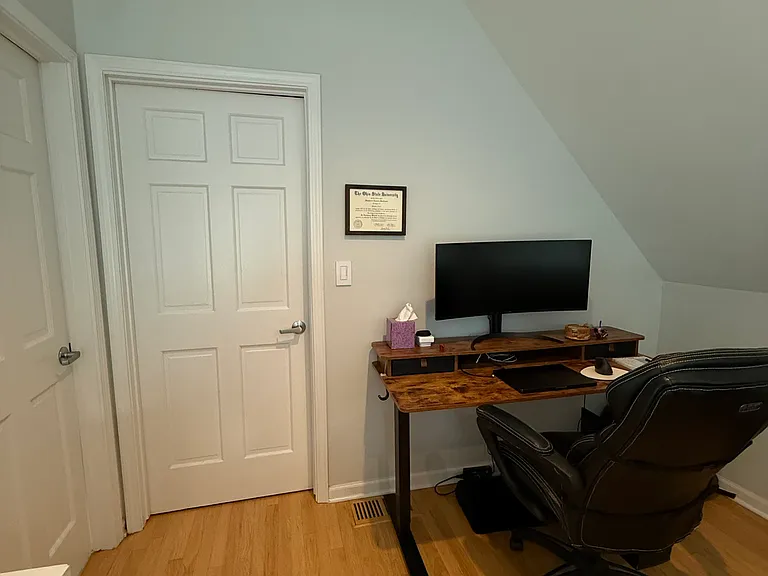 1715 N Honore St #3 — Photo 12
