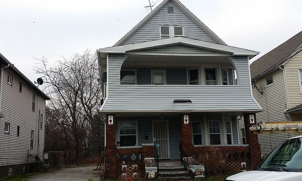 1st image of 2994 E 126th St