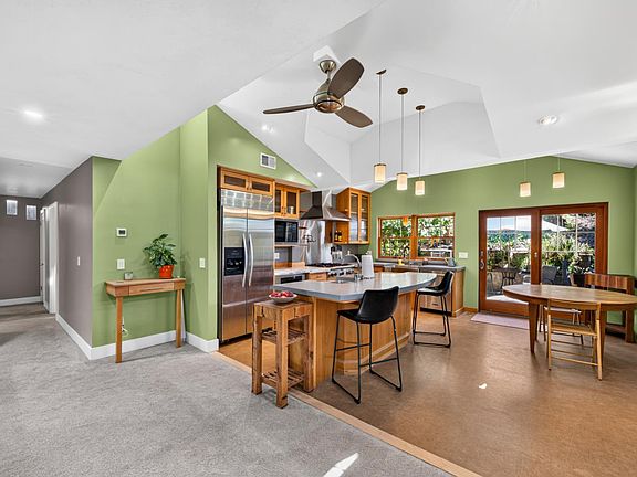 4th image of 1036 McNear Avenue
