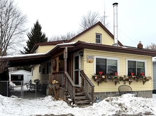 486 N Belle River Ave, Marine City, MI 48039