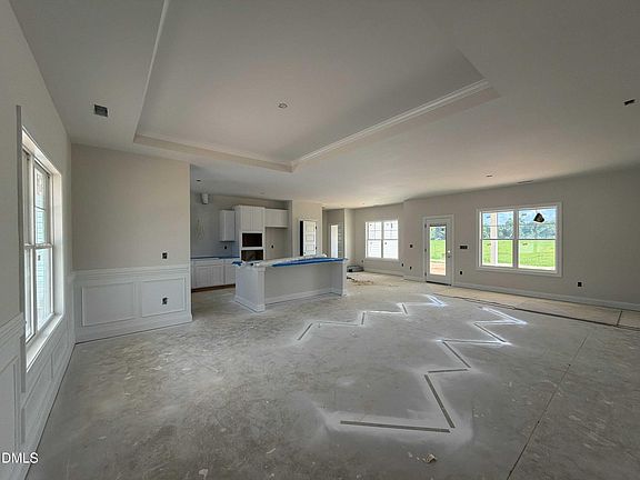 2nd image of 140 Margot Manor Dr #80