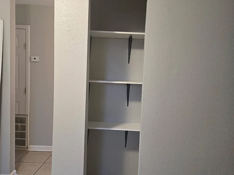 7062 Boston Dr — Photo 11