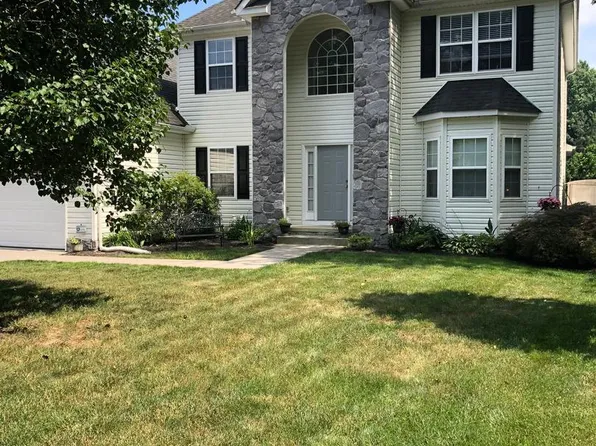 52 Eiger Ct, Dover, DE 19904