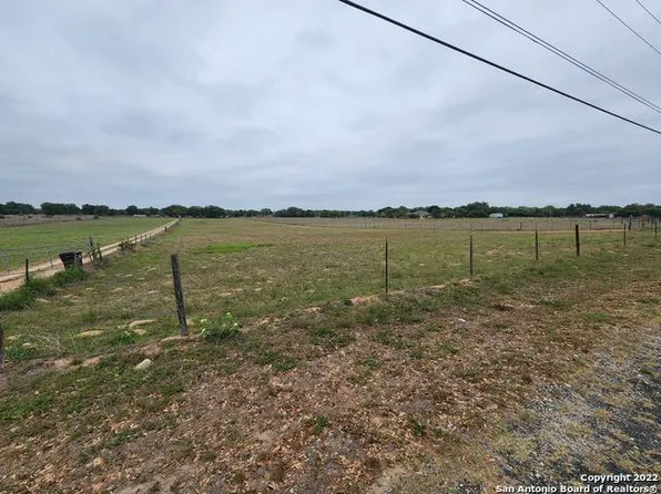 2637 Mogford Rd, San Antonio, TX 78264
