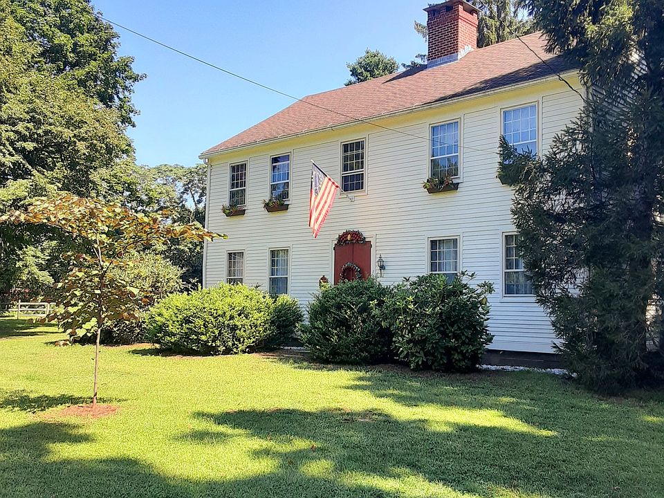1st image of 594 Main Street