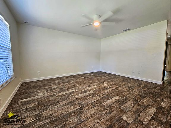 5th image of 556 Taylor Rd
