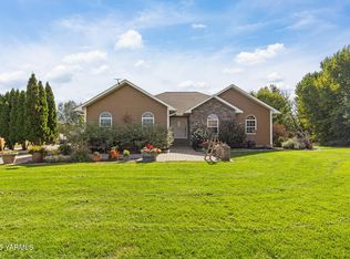 3400 Naches Tieton Rd, Tieton, WA 98947