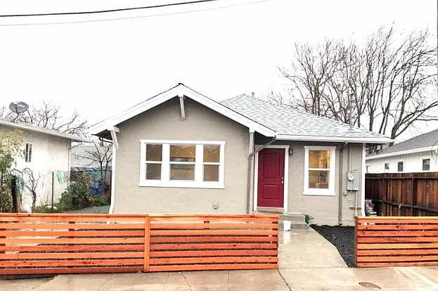 86 W Santa Fe Ave — Photo 1