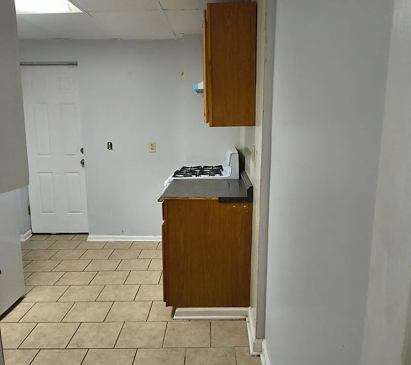 427 Elmer St