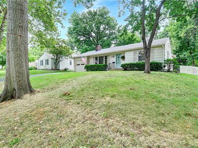 7328 Canterbury St, Prairie Village, KS, 66208