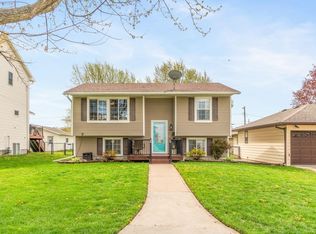 245 W Monroe St, Dike, IA 50624