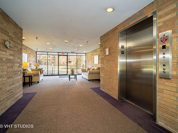 3rd image of 1777 W Crystal Ln Unit 704