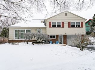 285 Crosman Ter, Rochester, NY 14620