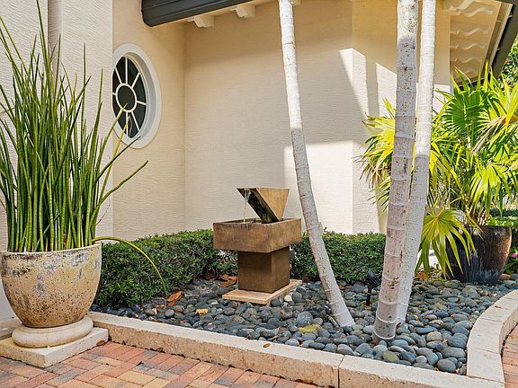 3rd image of 6283 SE Moss Ridge Pointe