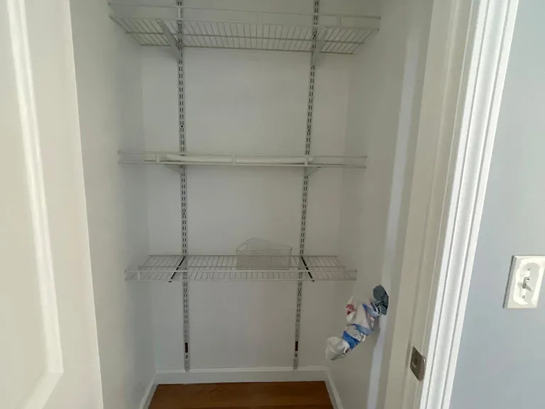 378 Montaup St #3 — Photo 36