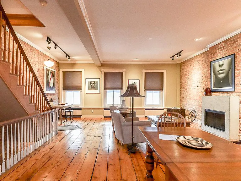 258 Warren St #2 — Photo 5