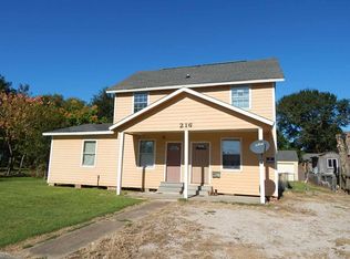 216 9th Ave, Port Arthur, TX 77642