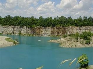 138 Bluff Ridge Rd, Jeffersonville, IN 47130