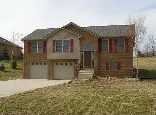 1074 Brandy Ln, Richmond, KY 40475