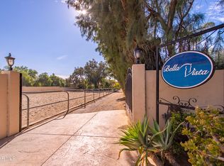 21152 Chatsworth St, Chatsworth, CA 91311