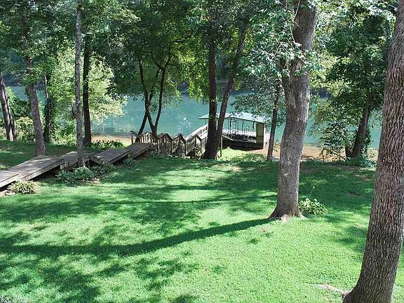 3rd image of 314 River Mist Dr