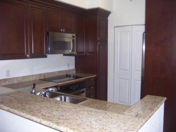 2 Renaissance Way #401, Boynton Beach, FL 33426