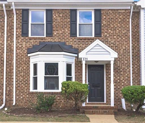 3rd image of 619 Sedgefield Ct