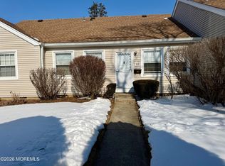 93 Halls Croft Rd UNIT B, Freehold, NJ 07728