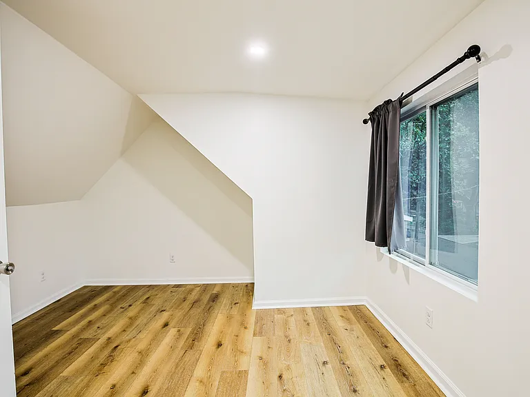 1170 Niles Ave NW — Photo 38