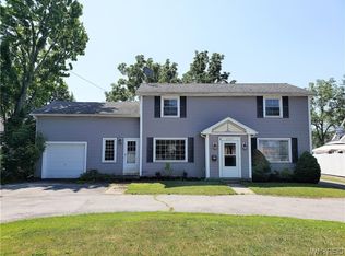 6025 Main St, Williamsville, NY 14221