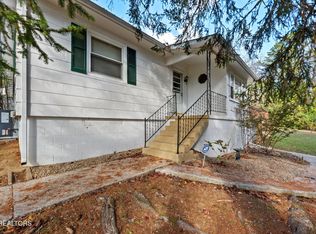 404 New York Ave, Oak Ridge, TN 37830