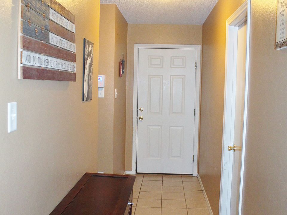 1st image of 1212 Wallace Ln
