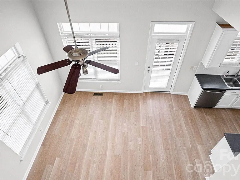 125 Forest Ridge Rd — Photo 29