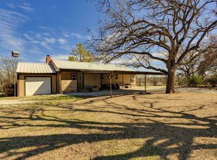 690 Pitman Hollow Rd, Sunset, TX 76270