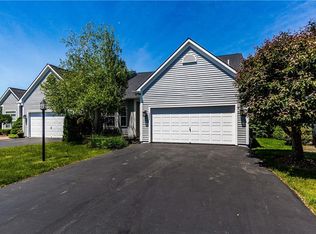 5203 Hook Cir, Jamesville, NY 13078