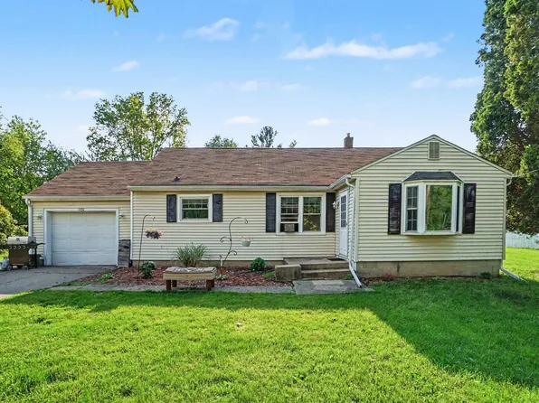 1230 Longfellow Ave, Jackson, MI 49202