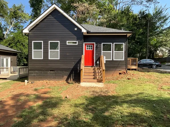 52 Claire Dr SE, Atlanta, GA